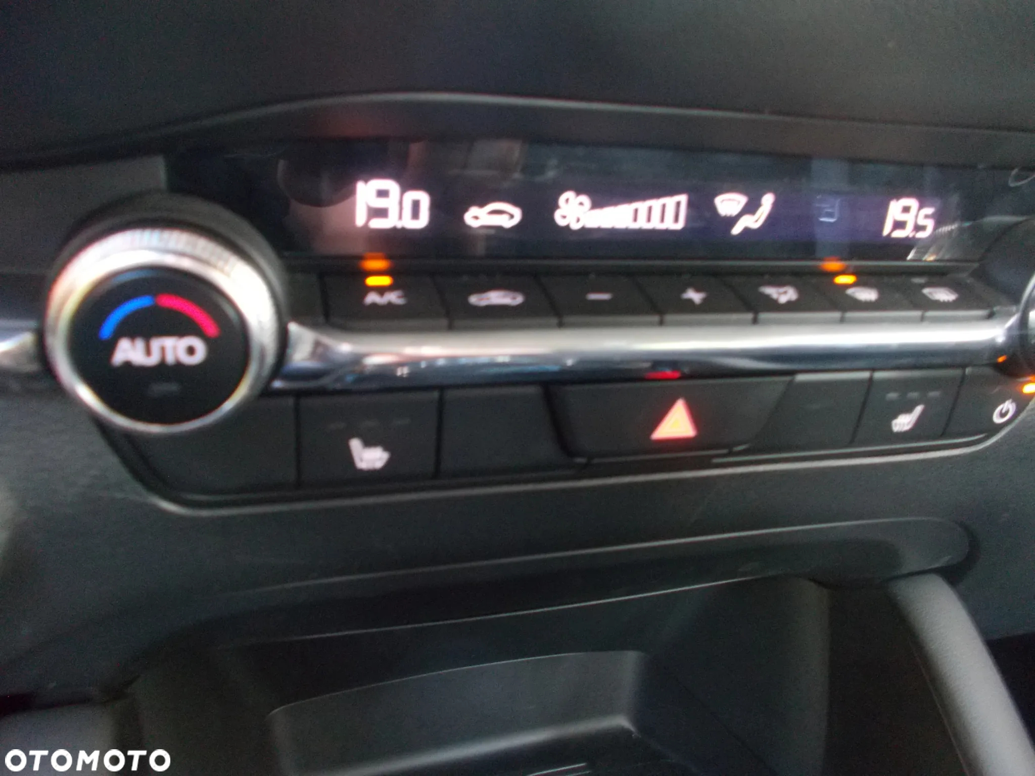 Mazda 3 - 15