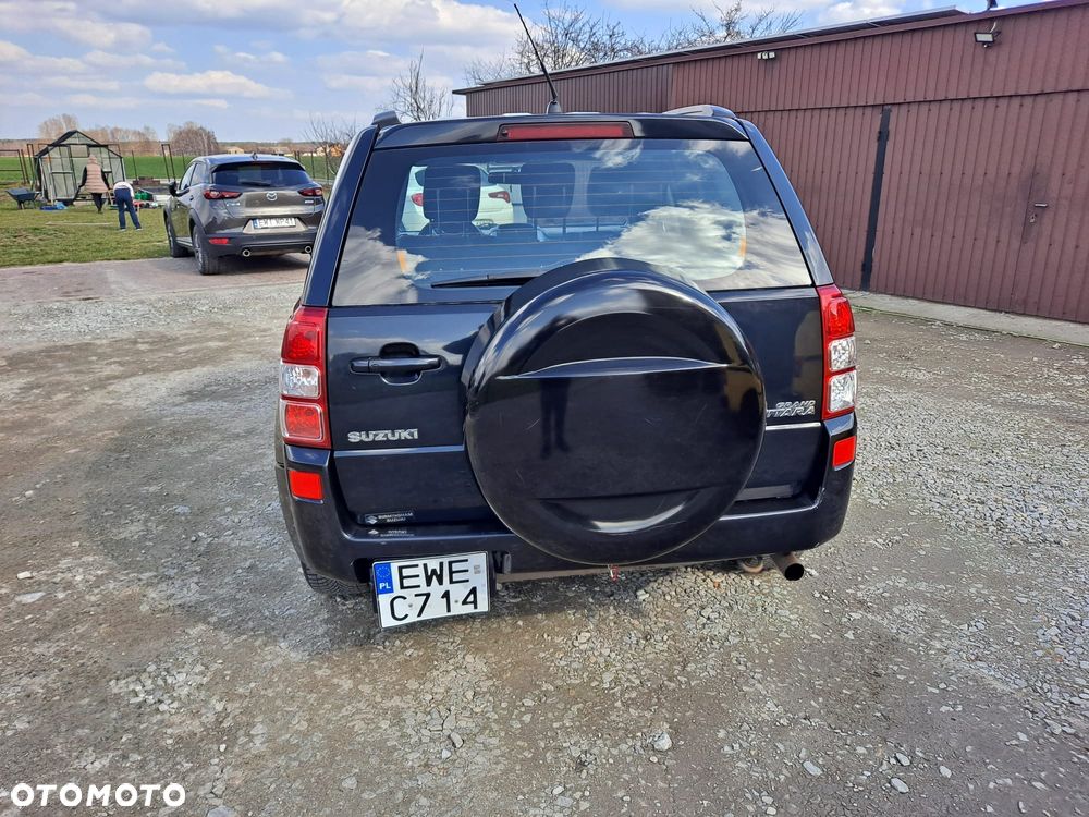 Suzuki Grand Vitara 2.7 V6 - 3