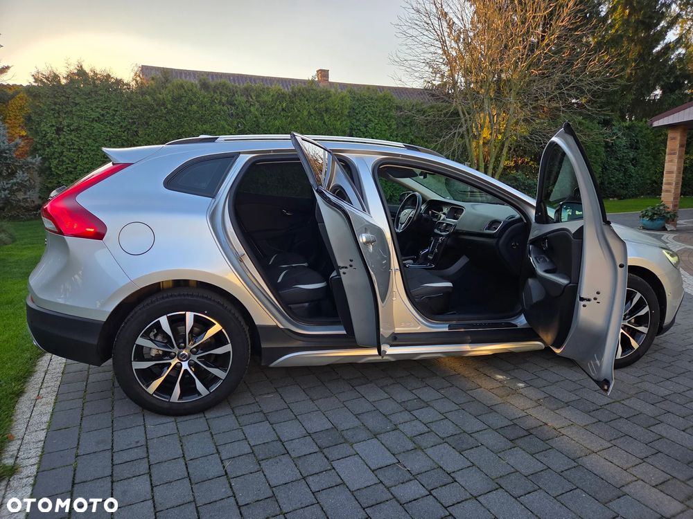 Volvo V40 D3 Geartronic - 13