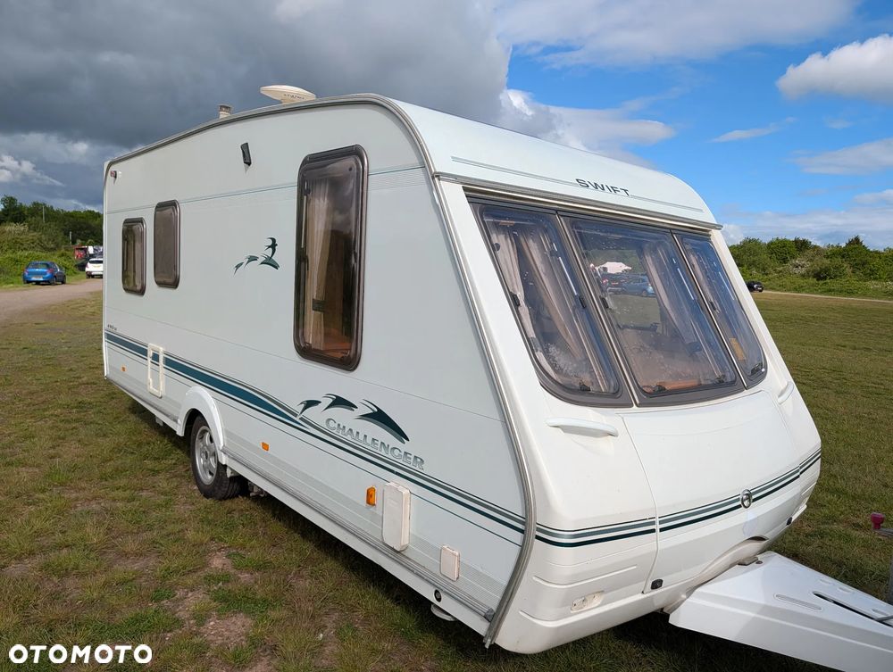 SWIFT Challenger 490 - 1
