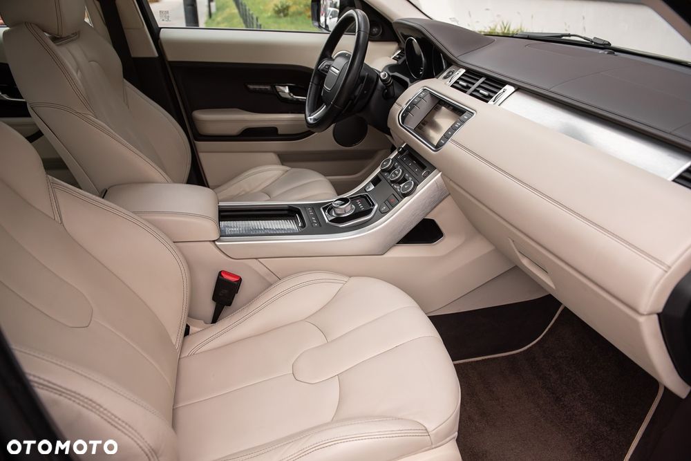 Land Rover Range Rover Evoque - 32
