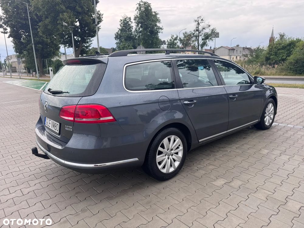 Volkswagen Passat - 5