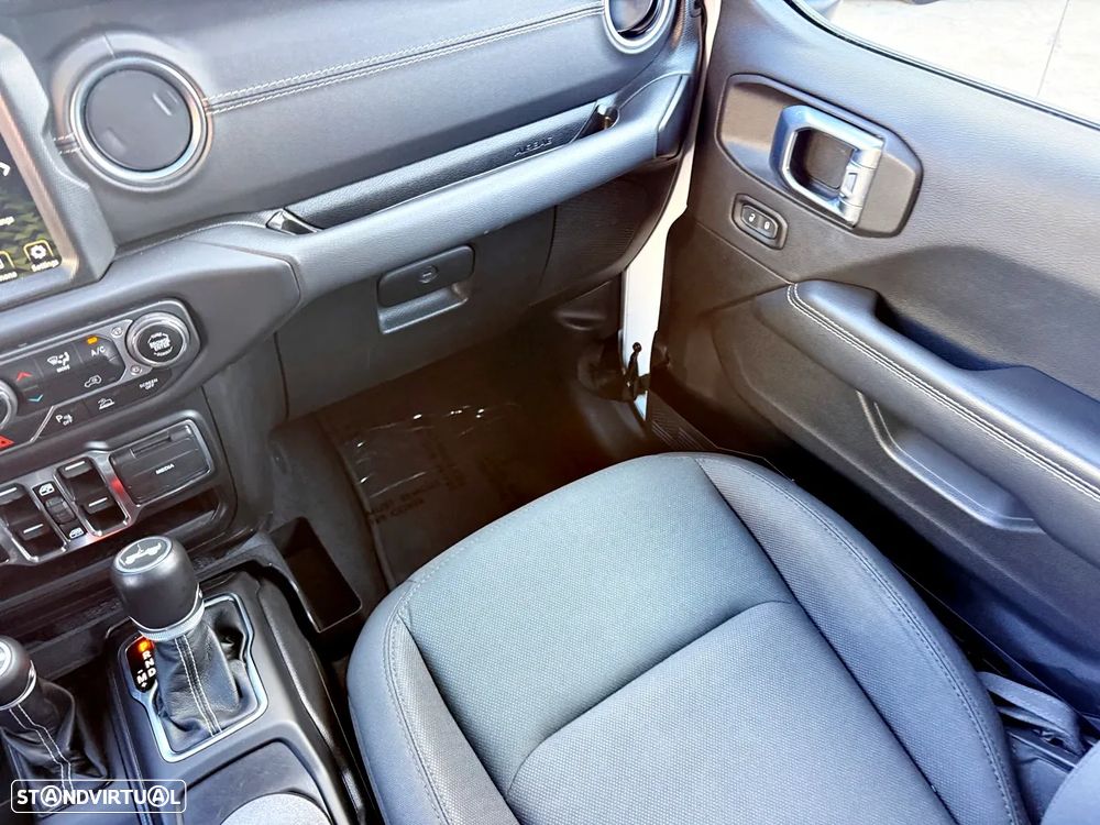 Jeep Wrangler Unlimited 2.0 TG 4xe Sahara - 19