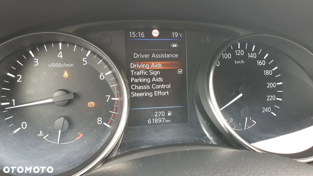 Nissan Qashqai 1.3 DIG-T N-Connecta EU6d - 31