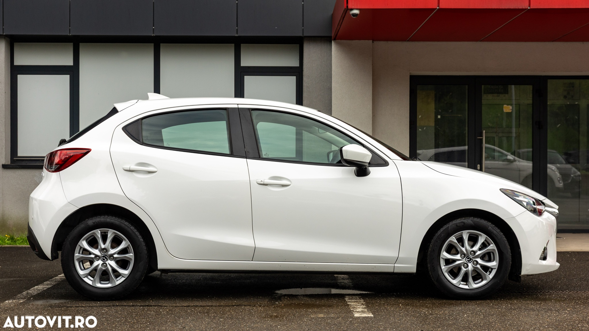 Mazda 2 CD105 Attraction - 3