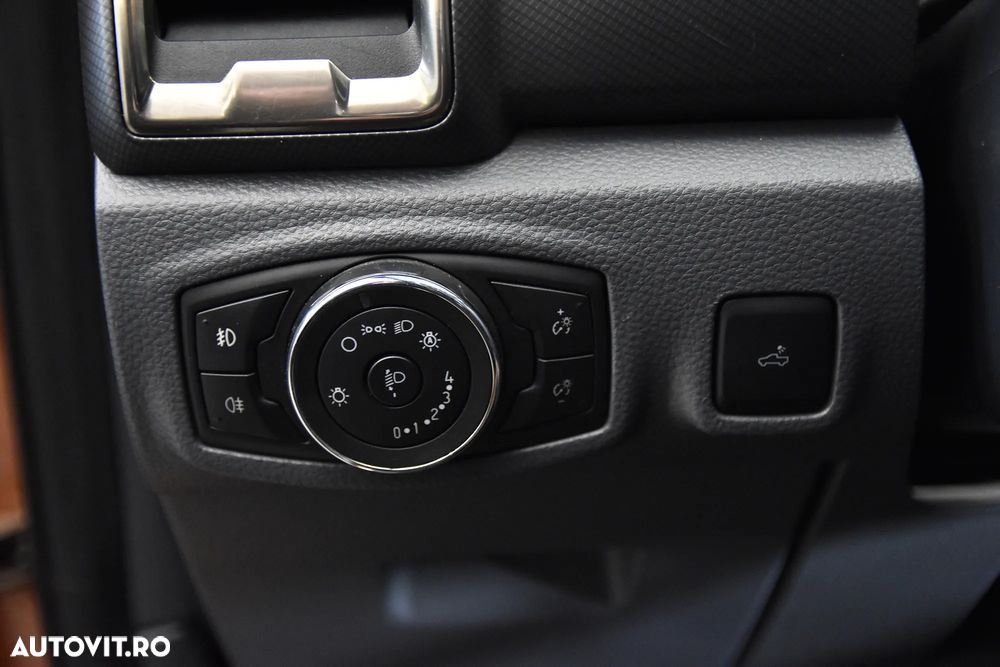 Ford Ranger 4x4 Cabina Dubla WILDTRACK Aut. - 15