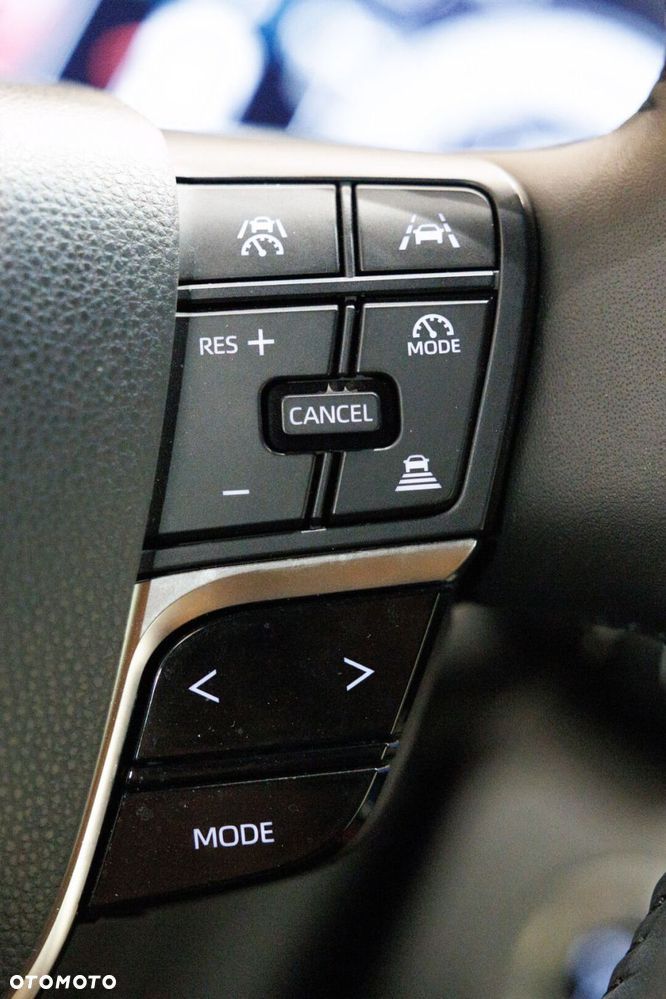 Toyota Camry - 39