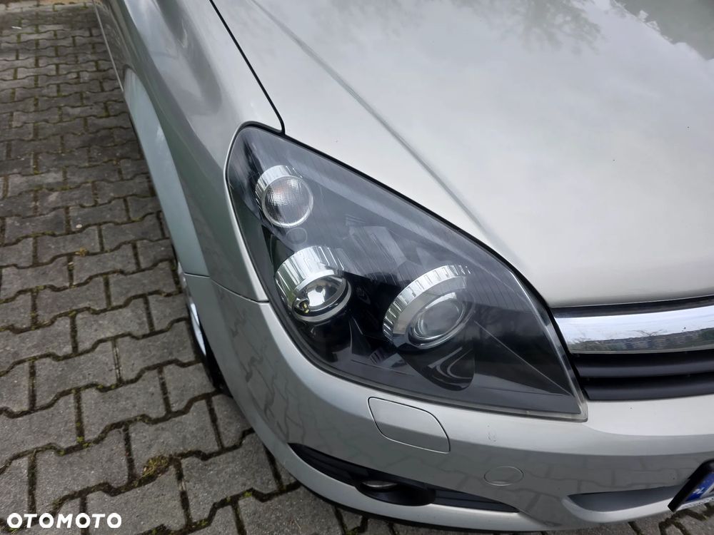 Opel Astra 1.8 Edition - 11
