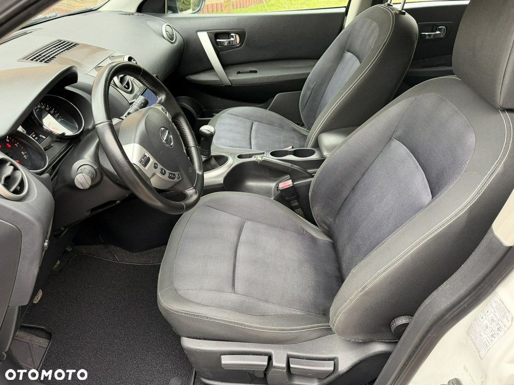 Nissan Qashqai - 10