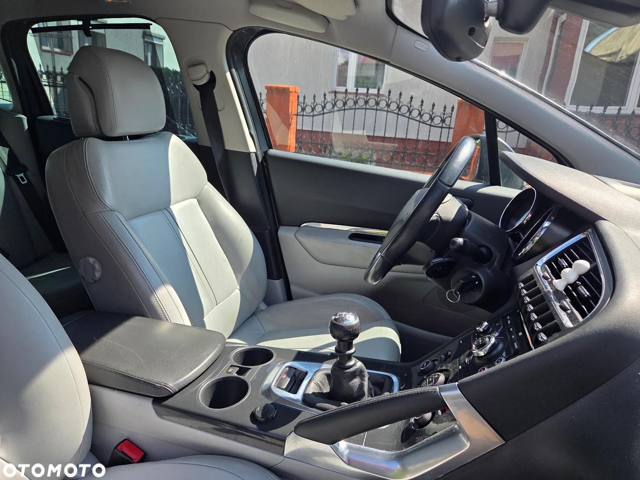 Peugeot 3008 1.6 Premium+ - 32