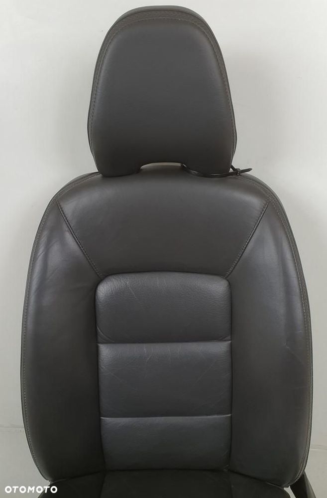 FOTEL KIEROWCY LEWY PRZÓD GRZANY VOLVO XC70 II EUR - 6