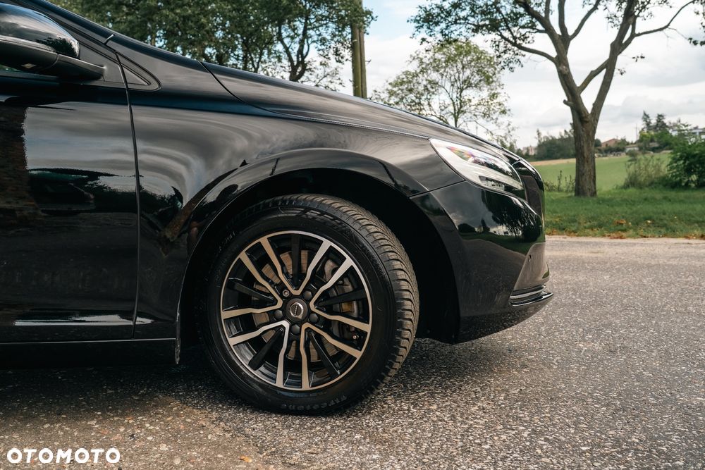 Volvo V40 T2 Geartronic Momentum - 2