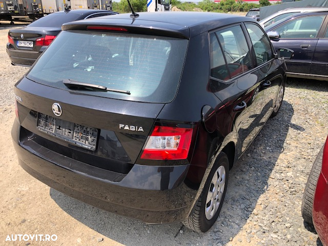 Dezmembrez Skoda Fabia 3 an 2018 CHYA - 8