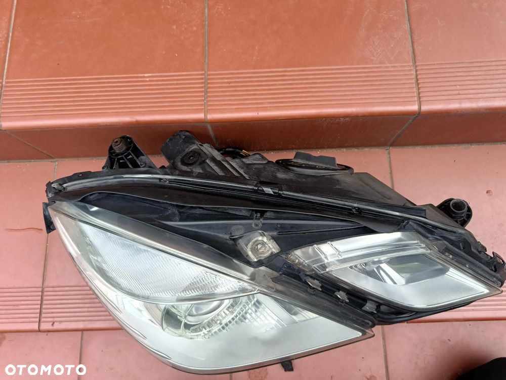 MERCEDES W212 E-KLASA LAMPA PRZÓD PRZEDNIA XENON SKRĘTNY ILS EU - 20