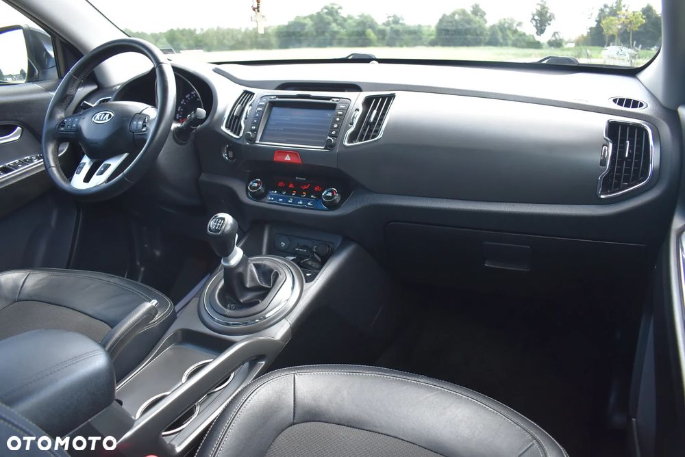 Kia Sportage 2,0 CRDI AWD Dream-Team Edition - 34