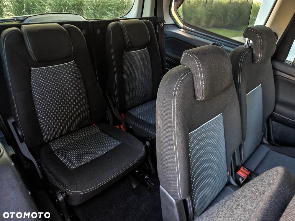 Ford Galaxy 2.0 TDCi Titanium - 9