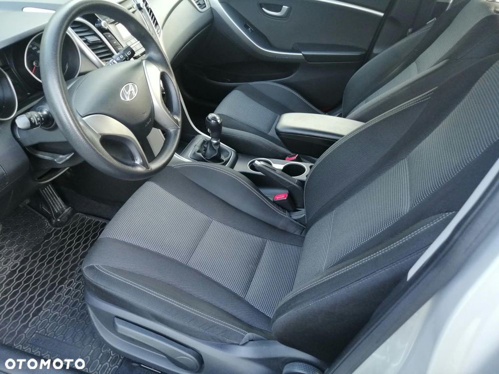 Hyundai i30 - 12