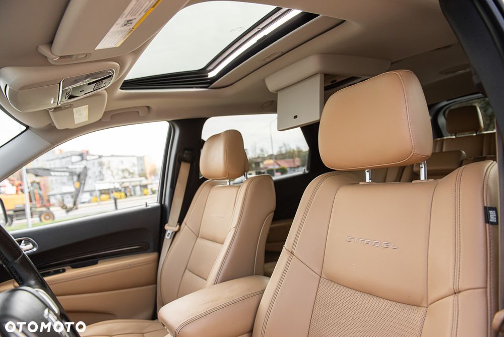 Dodge Durango 5.7 HEMI - 20