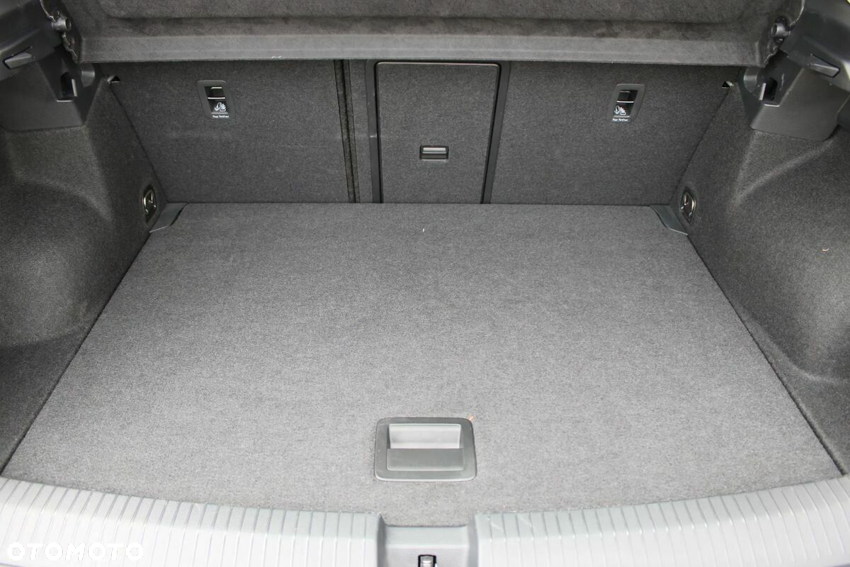 Volkswagen T-Roc 1.5 TSI Style DSG - 26