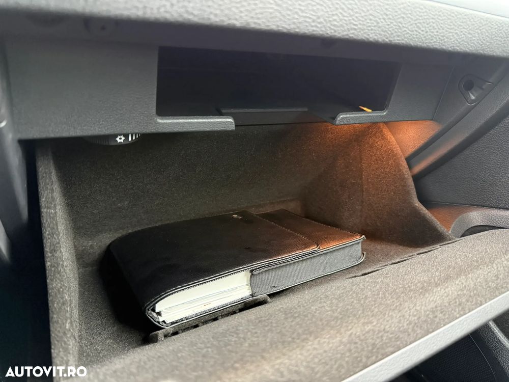 Volkswagen Golf 1.2 TSI BlueMotion Technology Cup - 37