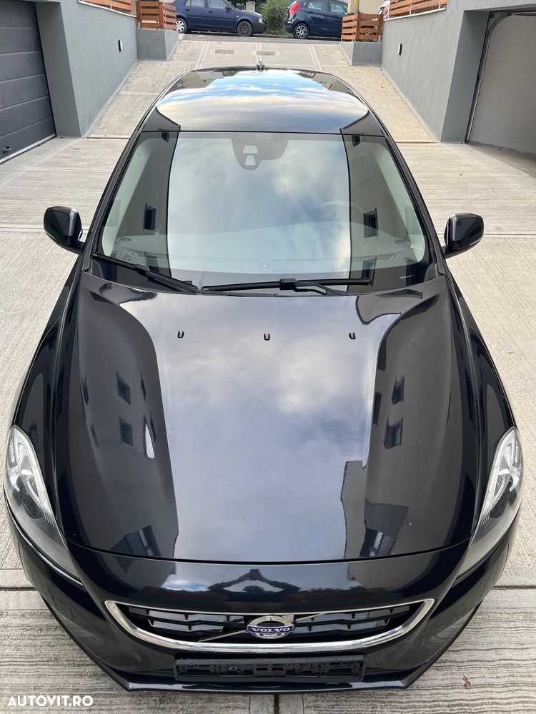Volvo V40 D4 VEA Momentum - 2
