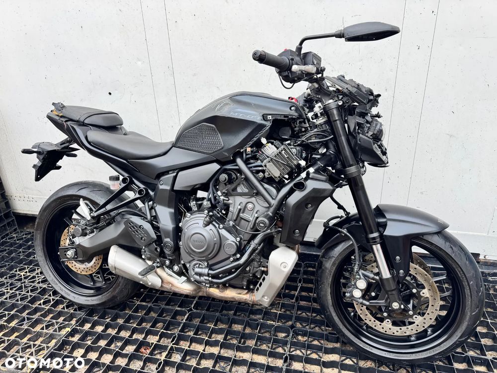 Yamaha MT - 2