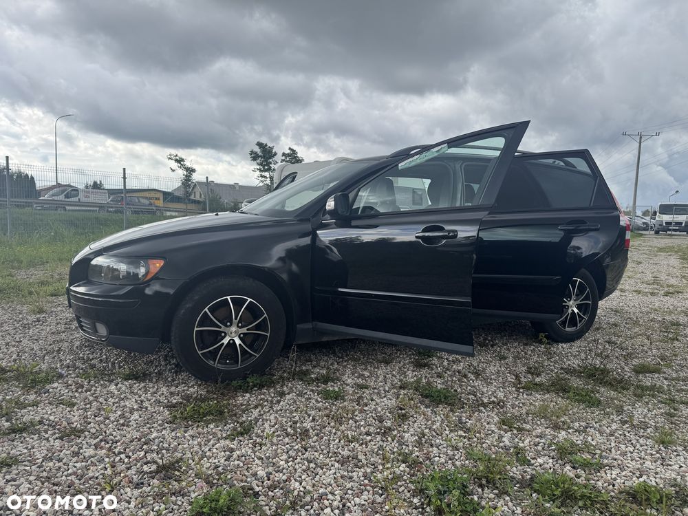 Volvo V50 - 2