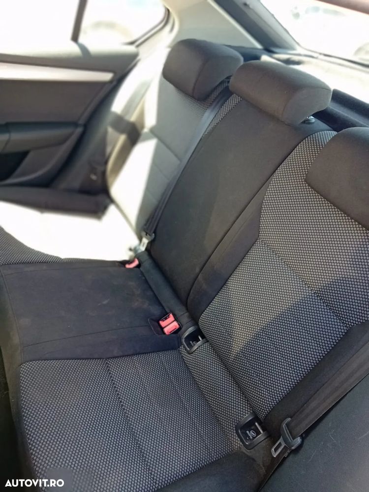 Dezmembram Skoda Octavia 2013 1.6 Diesel, cutie de viteze manuala - 7