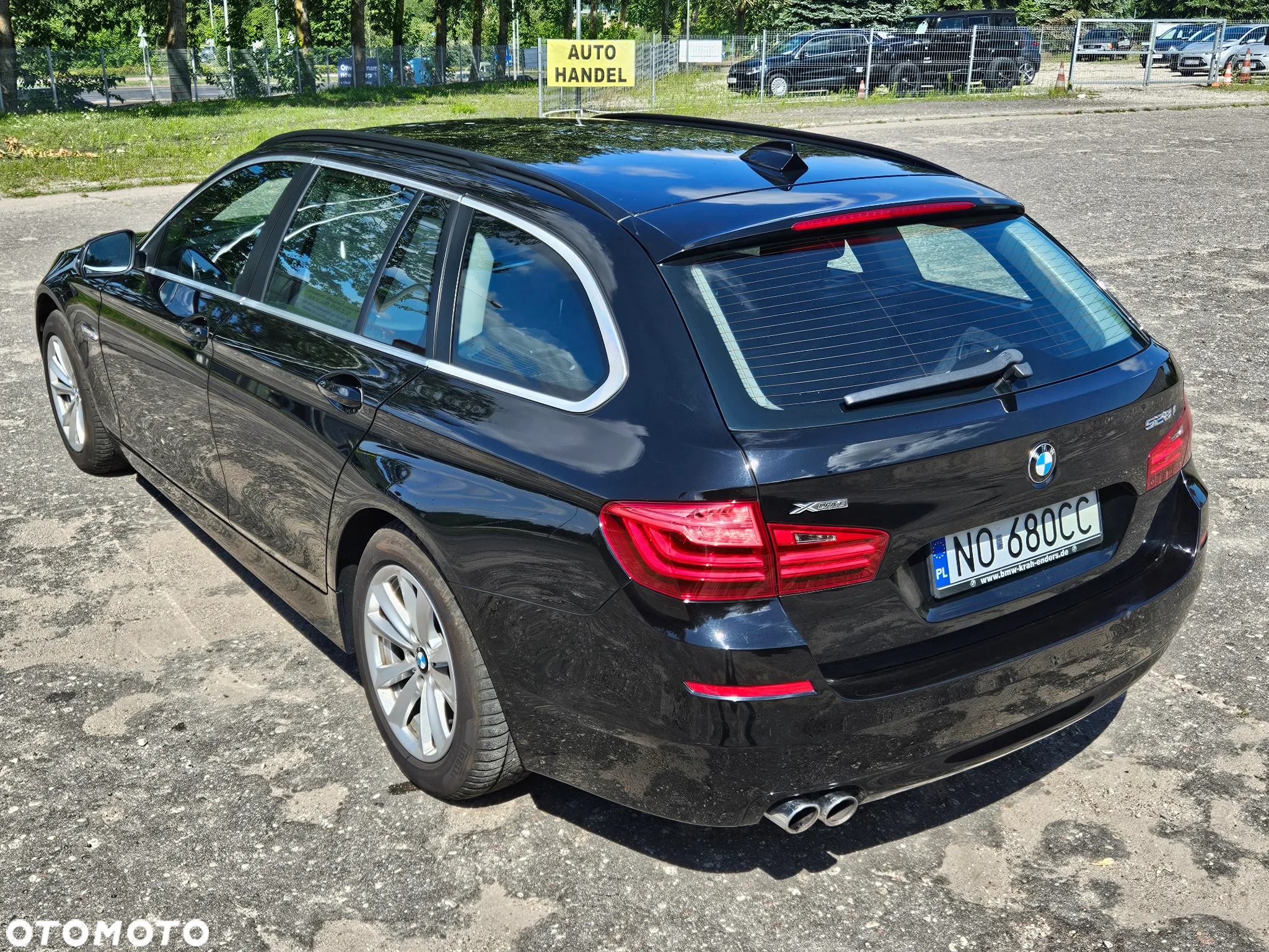 BMW Seria 5 528i xDrive - 4