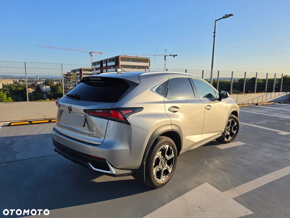 Lexus NX 300h Elegance AWD - 7