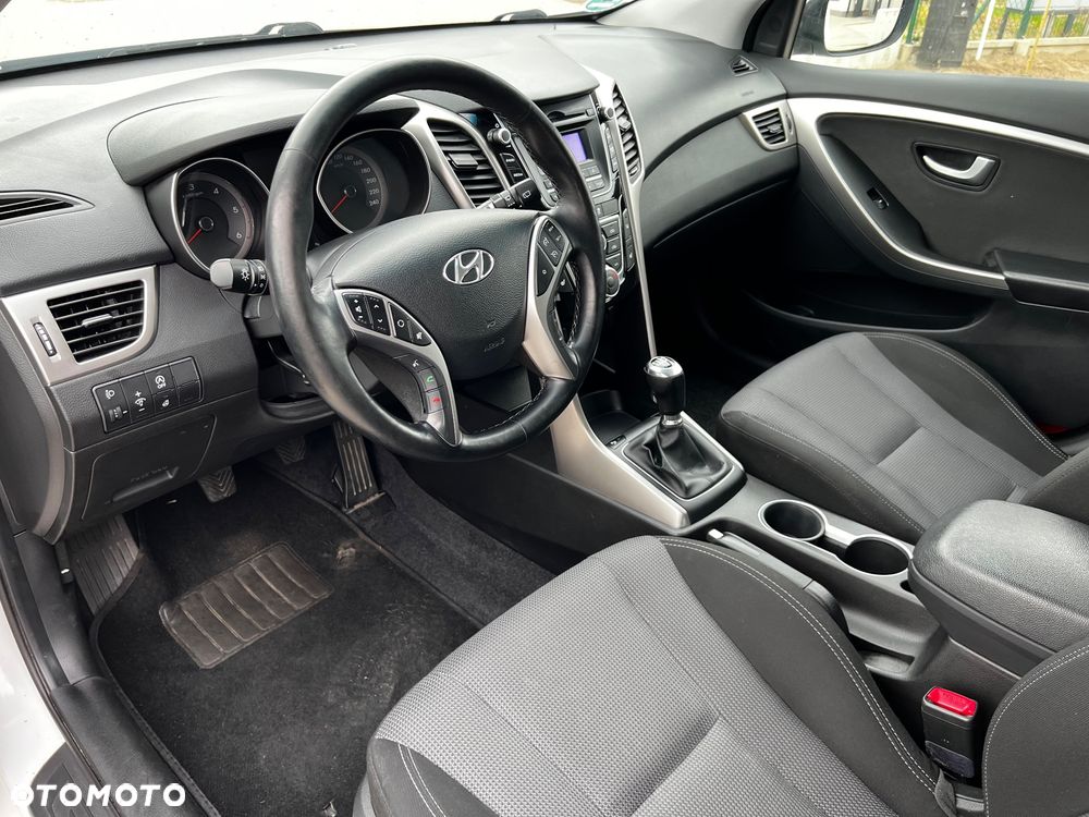 Hyundai i30 1.6 CRDI Passion - 23