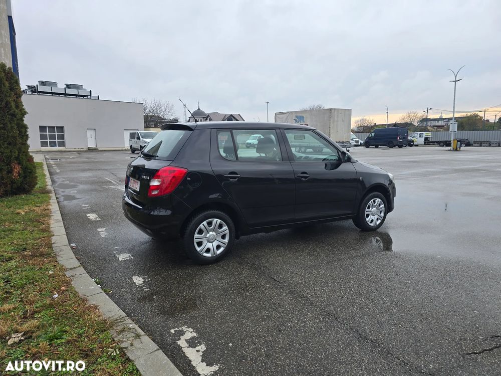Skoda Fabia - 4