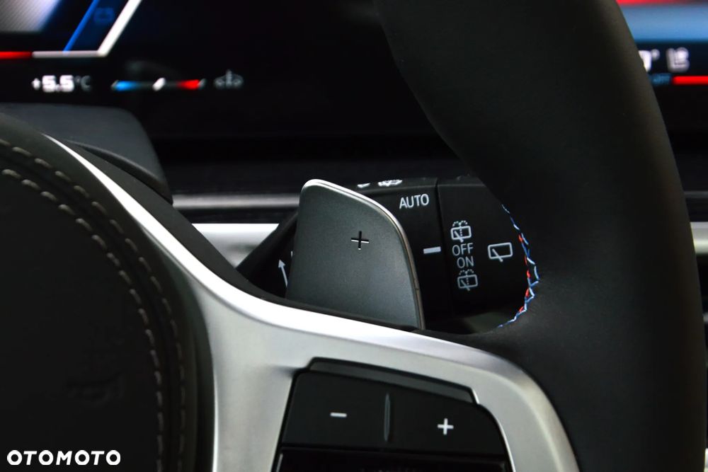 BMW X7 M60i xDrive mHEV sport - 36