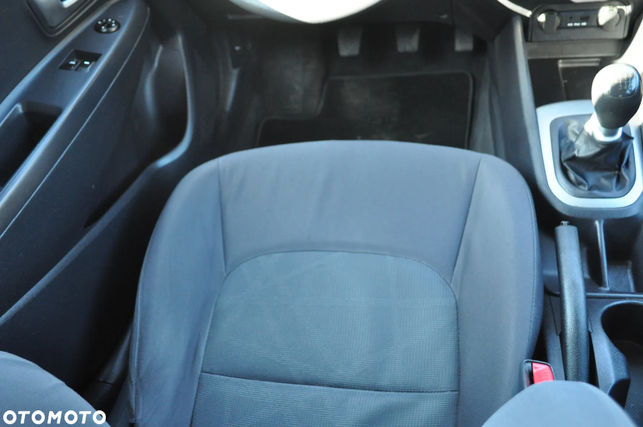 Kia Rio 1.1 CRDI Dream-Team Edition - 11