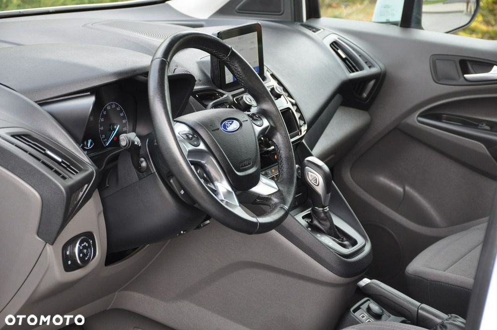 Ford Tourneo Connect 1.5 TDCi Start-Stop Titanium - 26