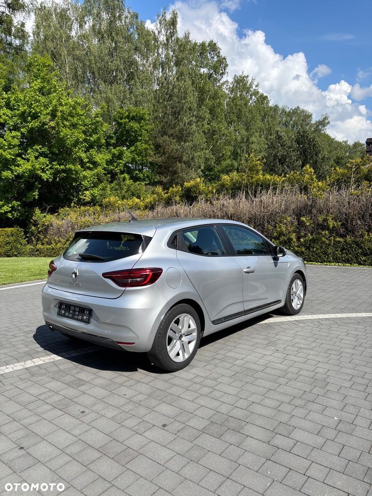 Renault Clio - 7