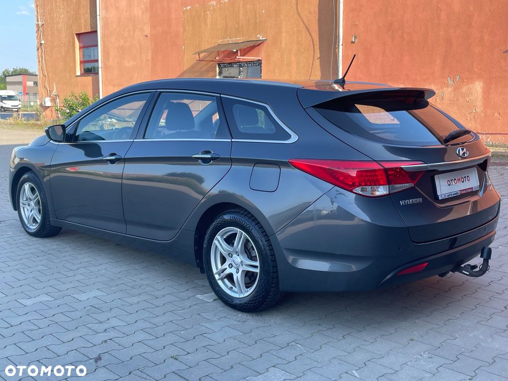 Hyundai i40 1.7 CRDi Comfort + - 27