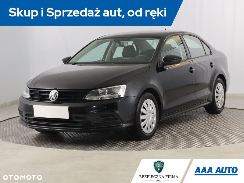 Volkswagen Jetta - 2
