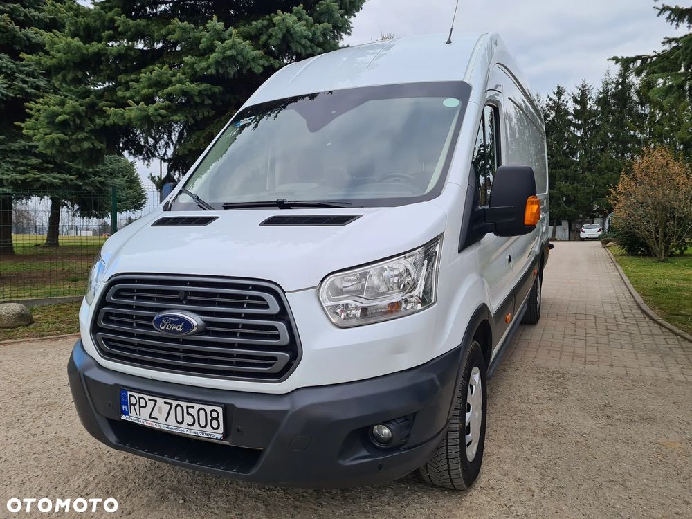 Ford Transit - 1