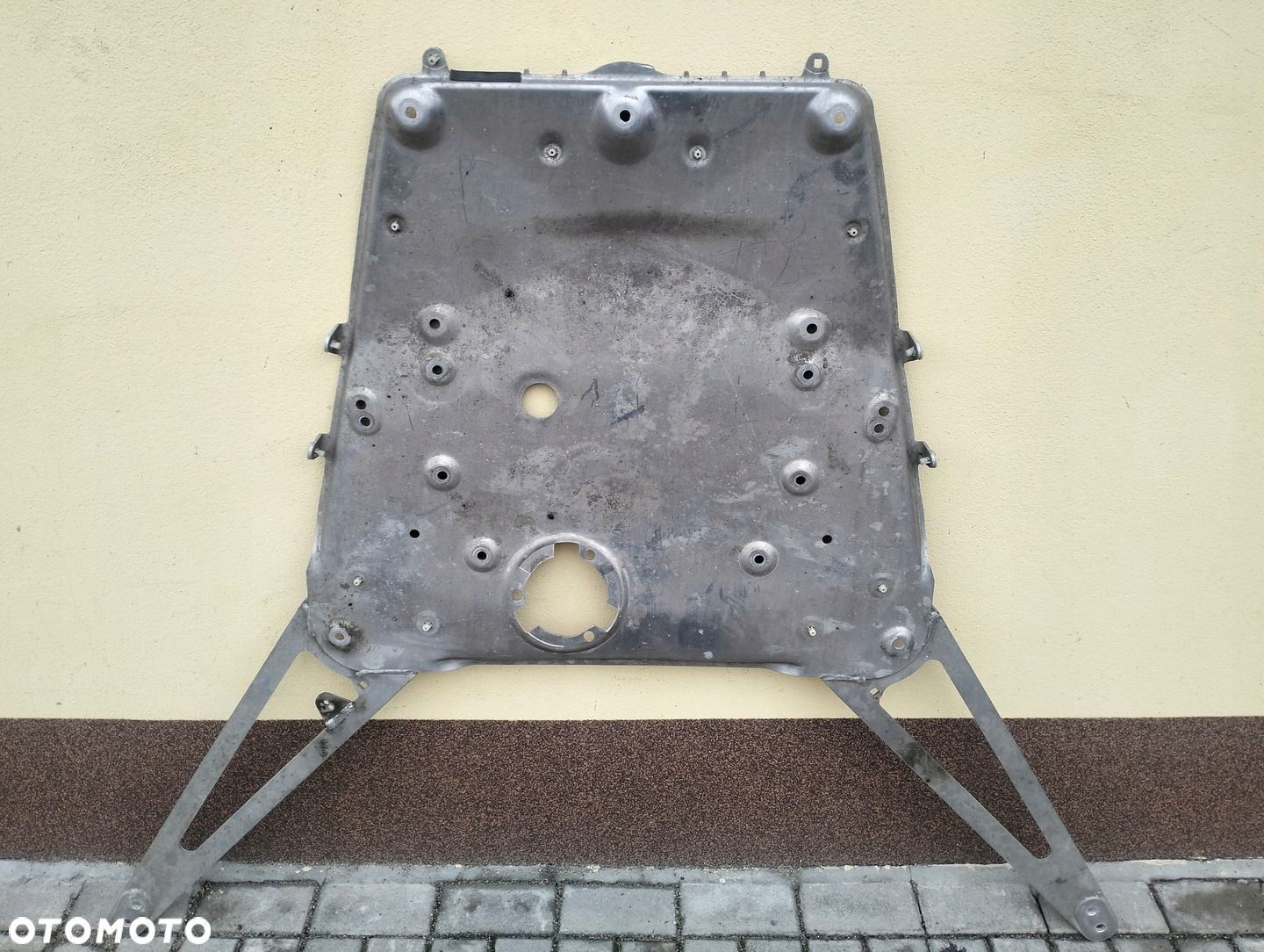PODŁOGA OSŁONA BMW 2 4 G82 G83 G87 M2 M4 - 2