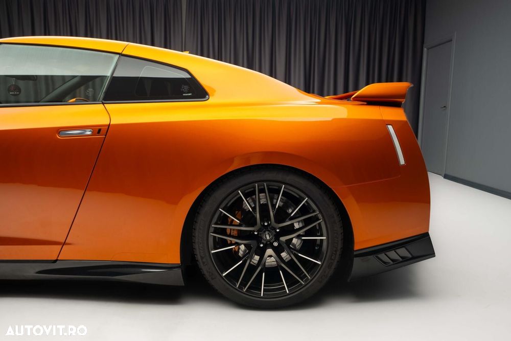 Nissan GT-R - 33