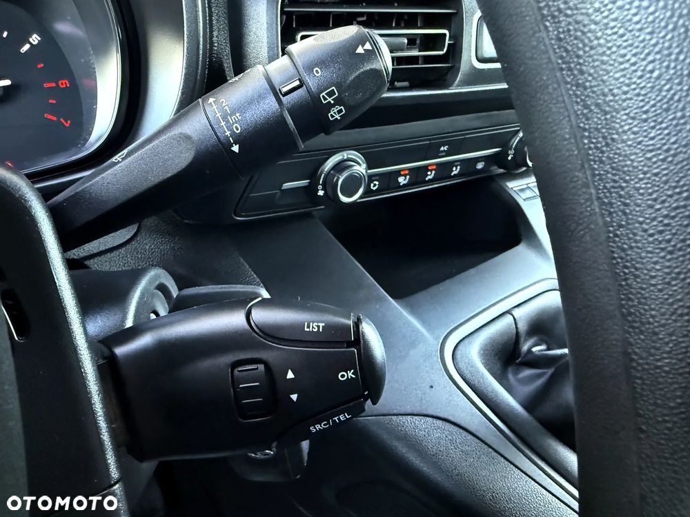 Toyota Proace City Verso 1.5 D-4D Business - 17