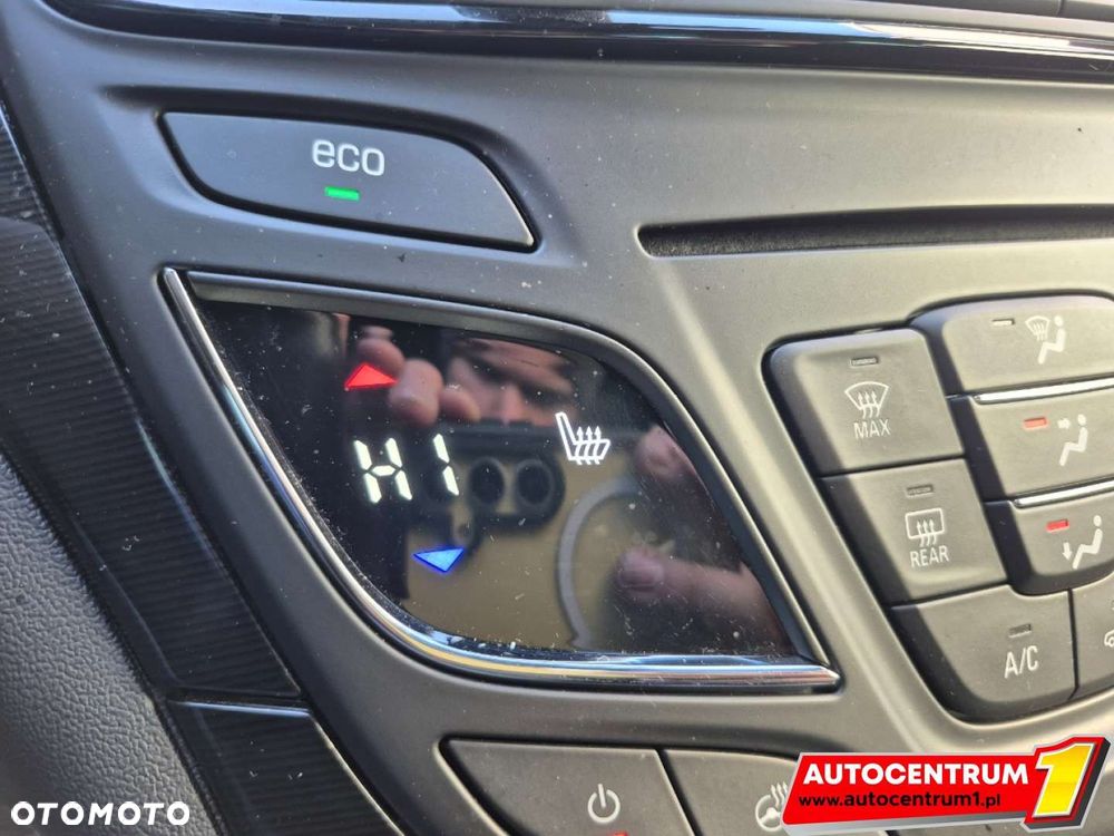 Opel Insignia - 28