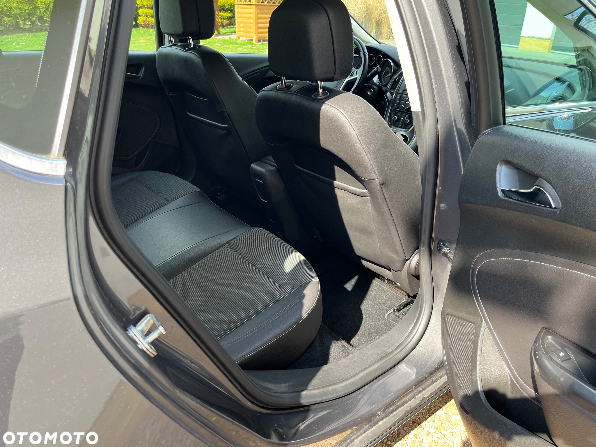 Opel Astra 1.4 Turbo Color Edition - 17