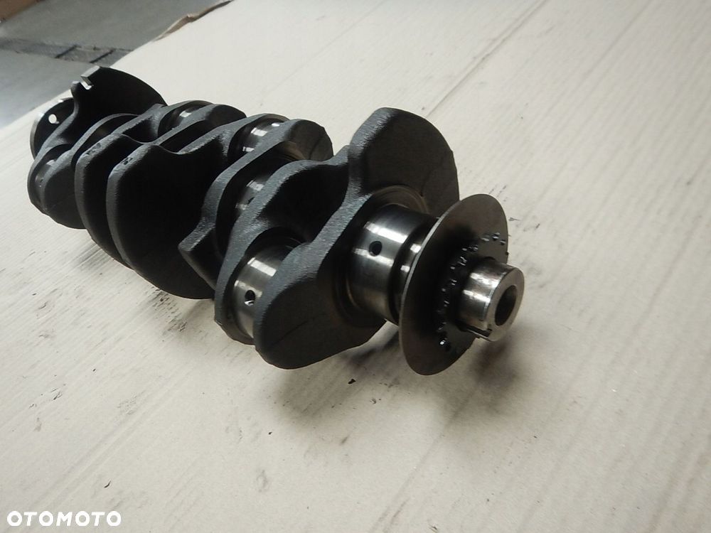WAL KORBOWY RENAULT MASTER MOVANO 2.2 G9T DO SZLIFU - 2