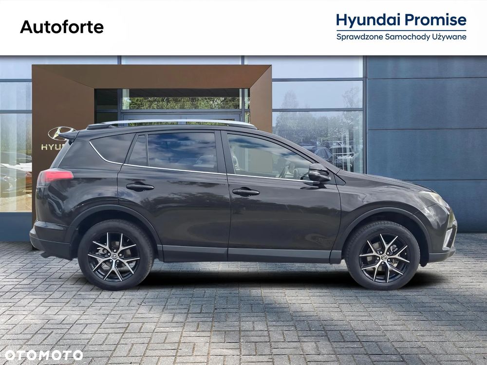 Toyota RAV4 2.0 D-4D Premium 4x2 - 6
