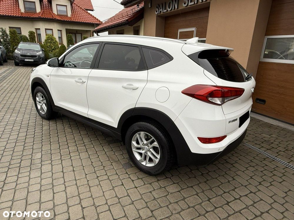 Hyundai Tucson 1.6 GDI BlueDrive Style 2WD - 10