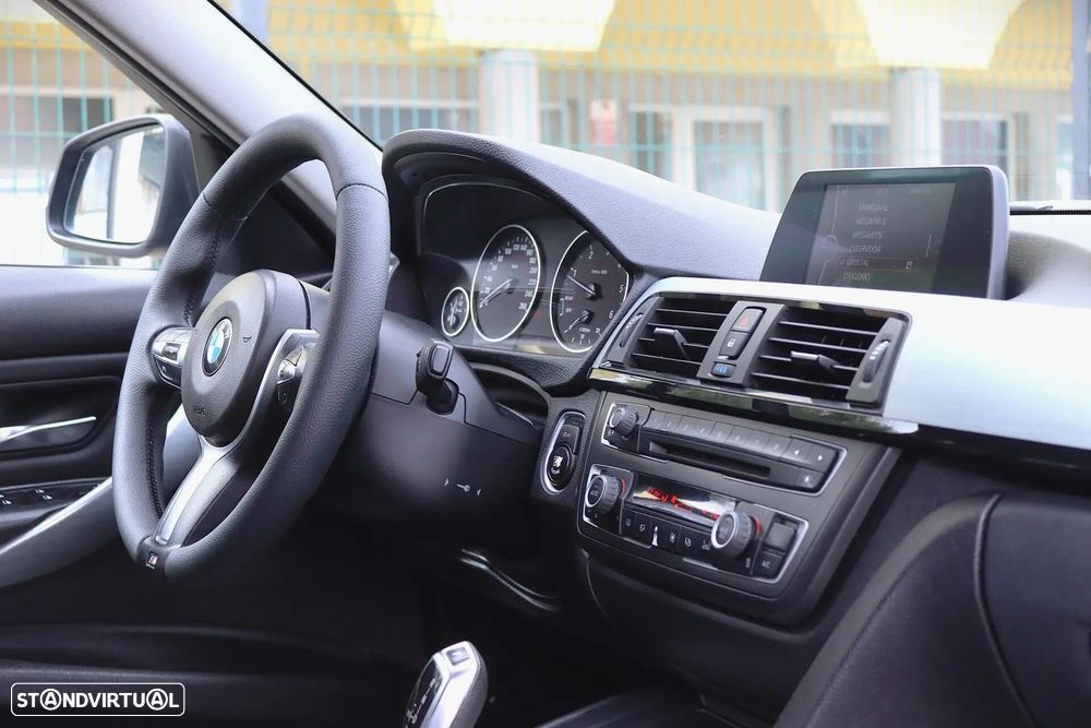 BMW 318 d Aut. Sport Line — fotografia 23