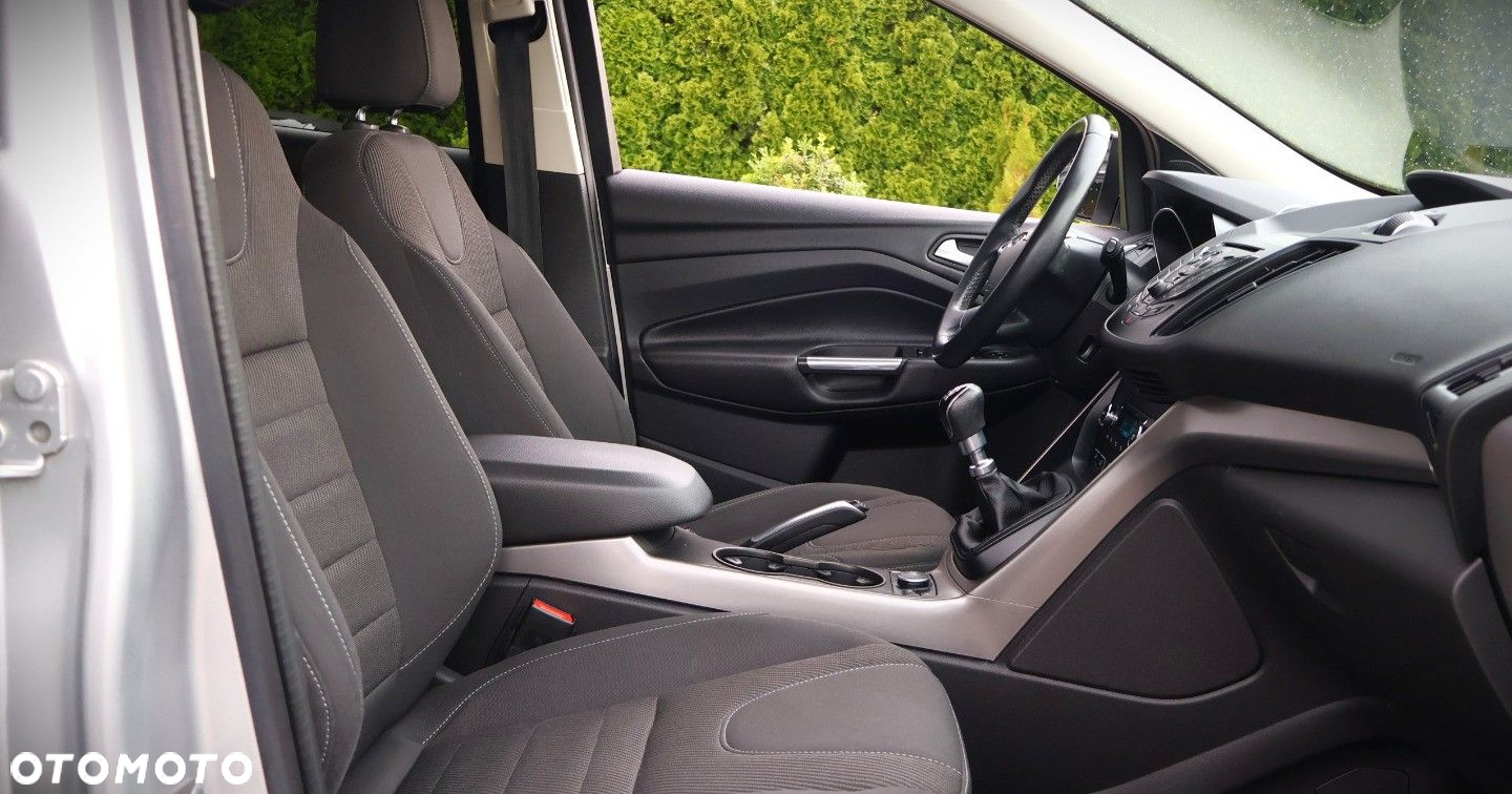 Ford Kuga 1.5 EcoBoost 2x4 Business Edition - 18