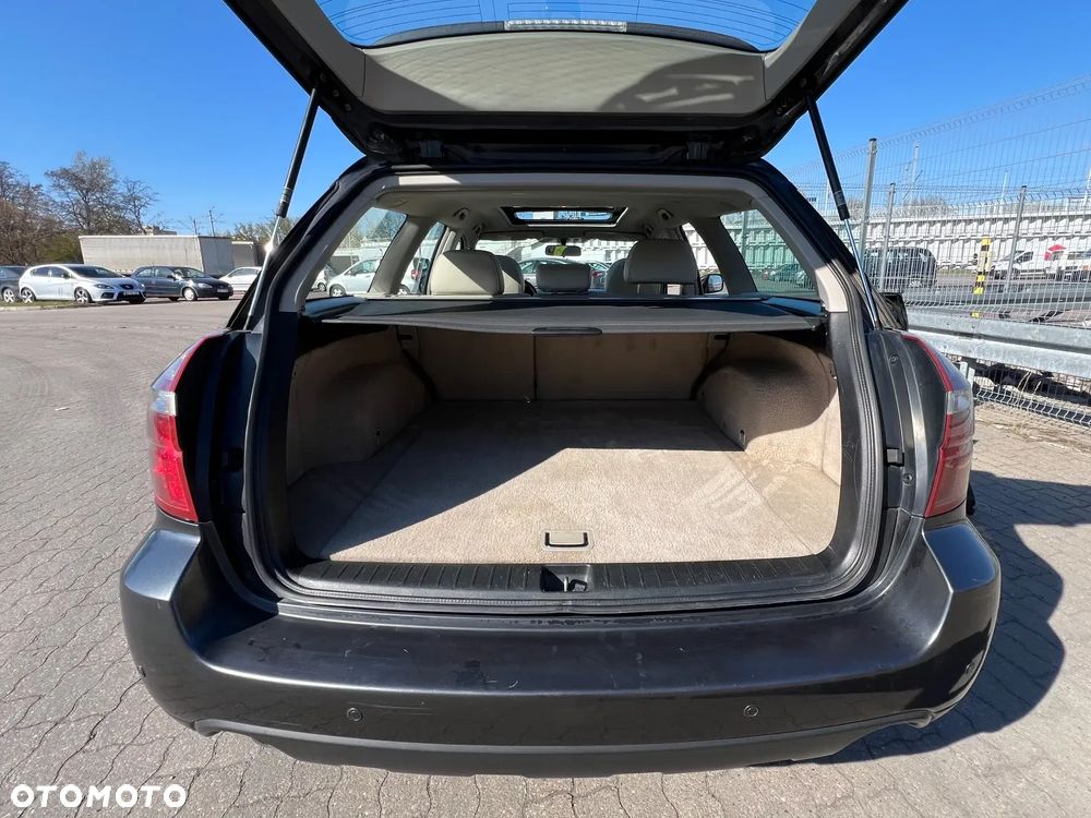 Subaru Outback 2.0D RC 000 - 21